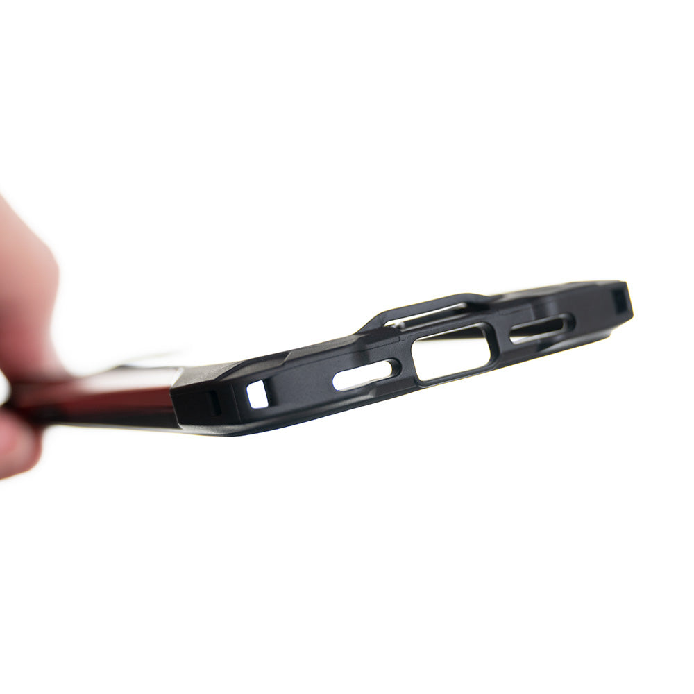 Estuche clasico el rey impact 10 metros de proteccion apple iphone 12 pro max color negro / rojo